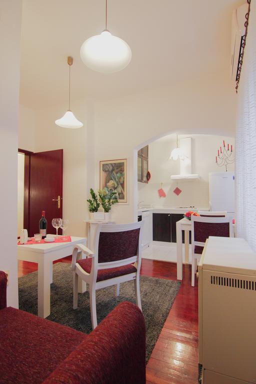 White Apartment Belgrado Esterno foto