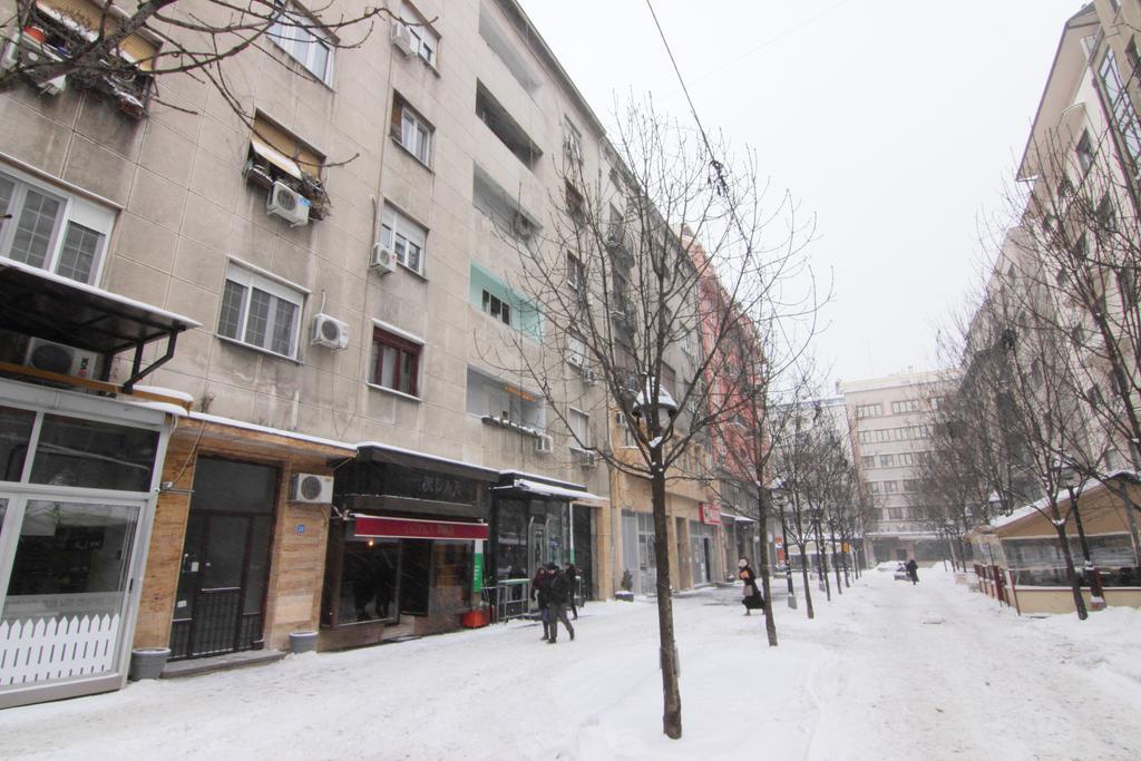 White Apartment Belgrado Esterno foto