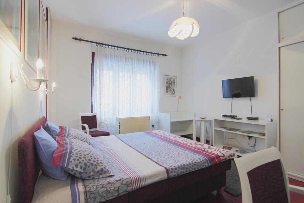 White Apartment Belgrado Esterno foto