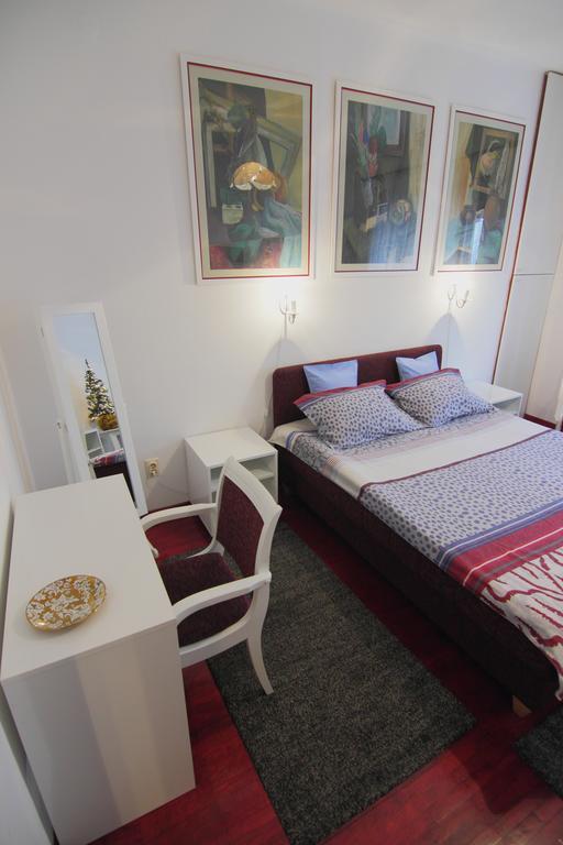 White Apartment Belgrado Esterno foto